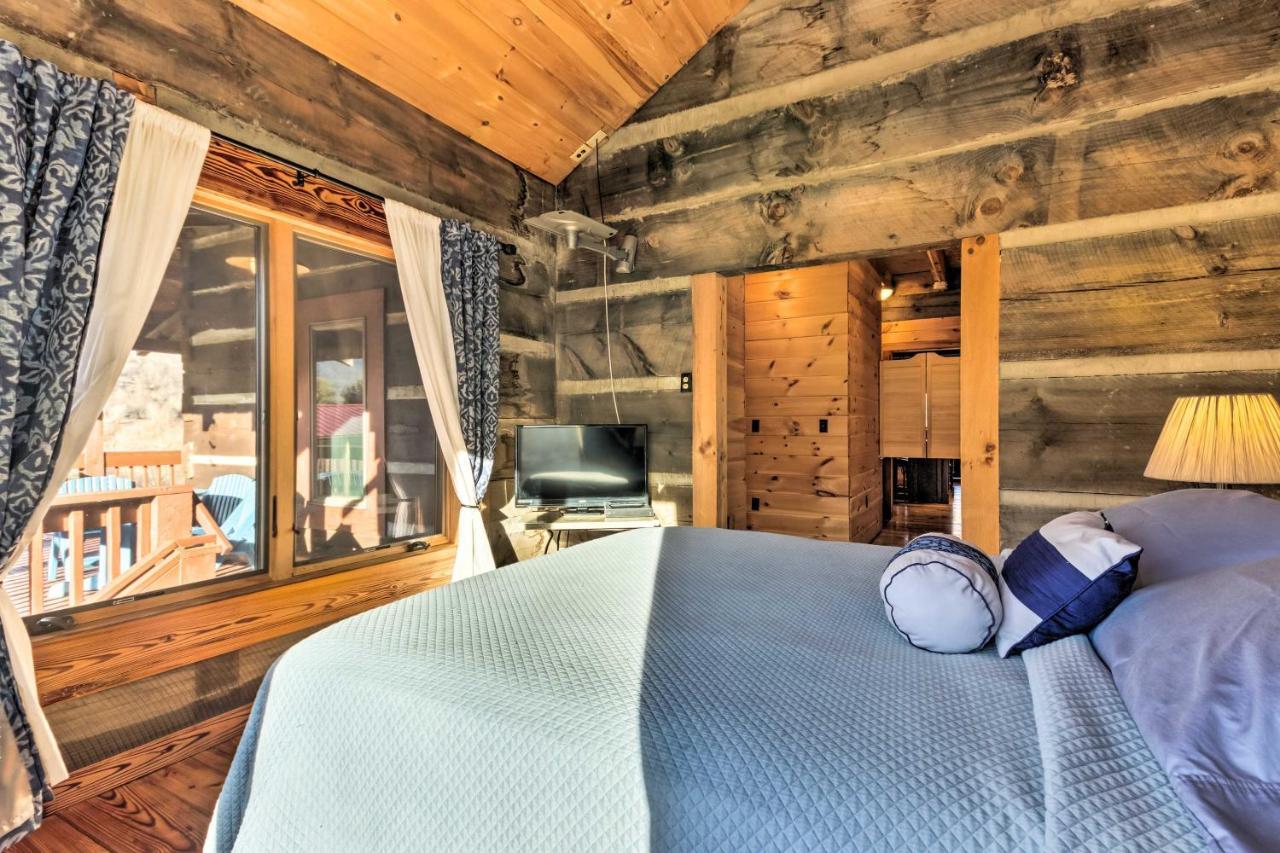 The Cabin At Marys Place With Deck And Mtn Views! Vila Maggie Valley Exterior foto