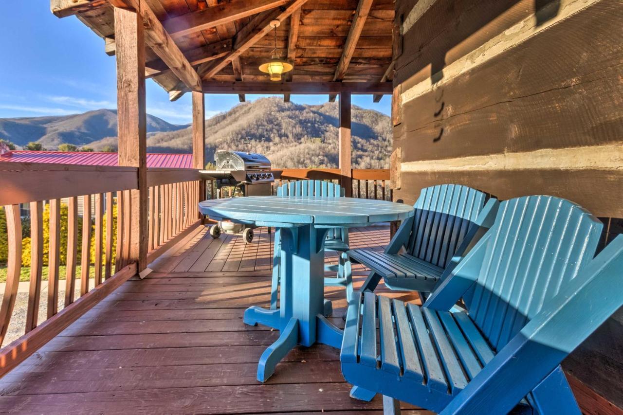 The Cabin At Marys Place With Deck And Mtn Views! Vila Maggie Valley Exterior foto